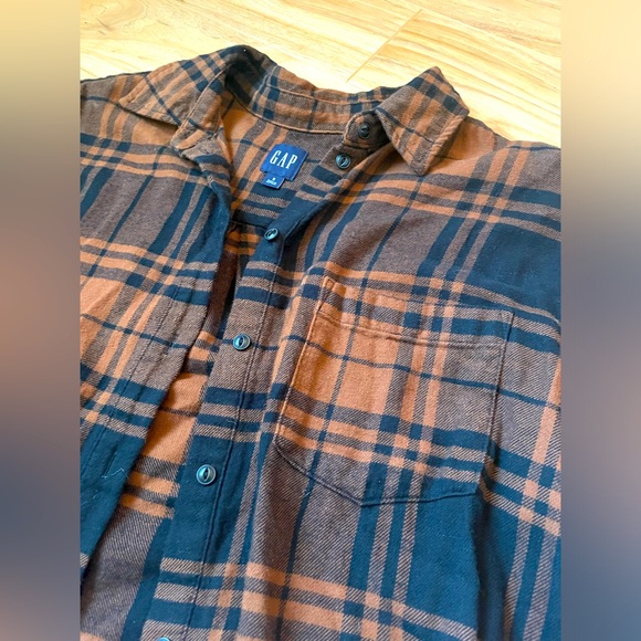 NWOT Gap Oversized Plaid Flannel Button Down - Picture 8 of 12